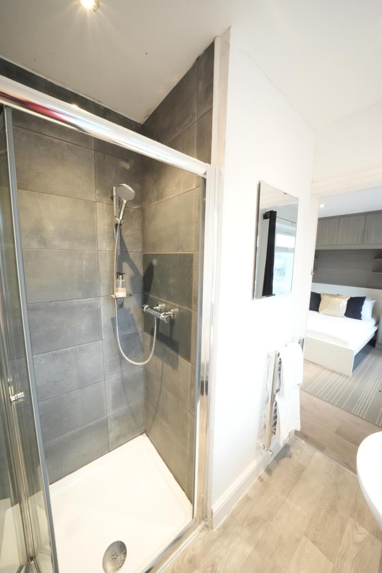 Harmondsworth Grand Airport Ensuites מראה חיצוני תמונה