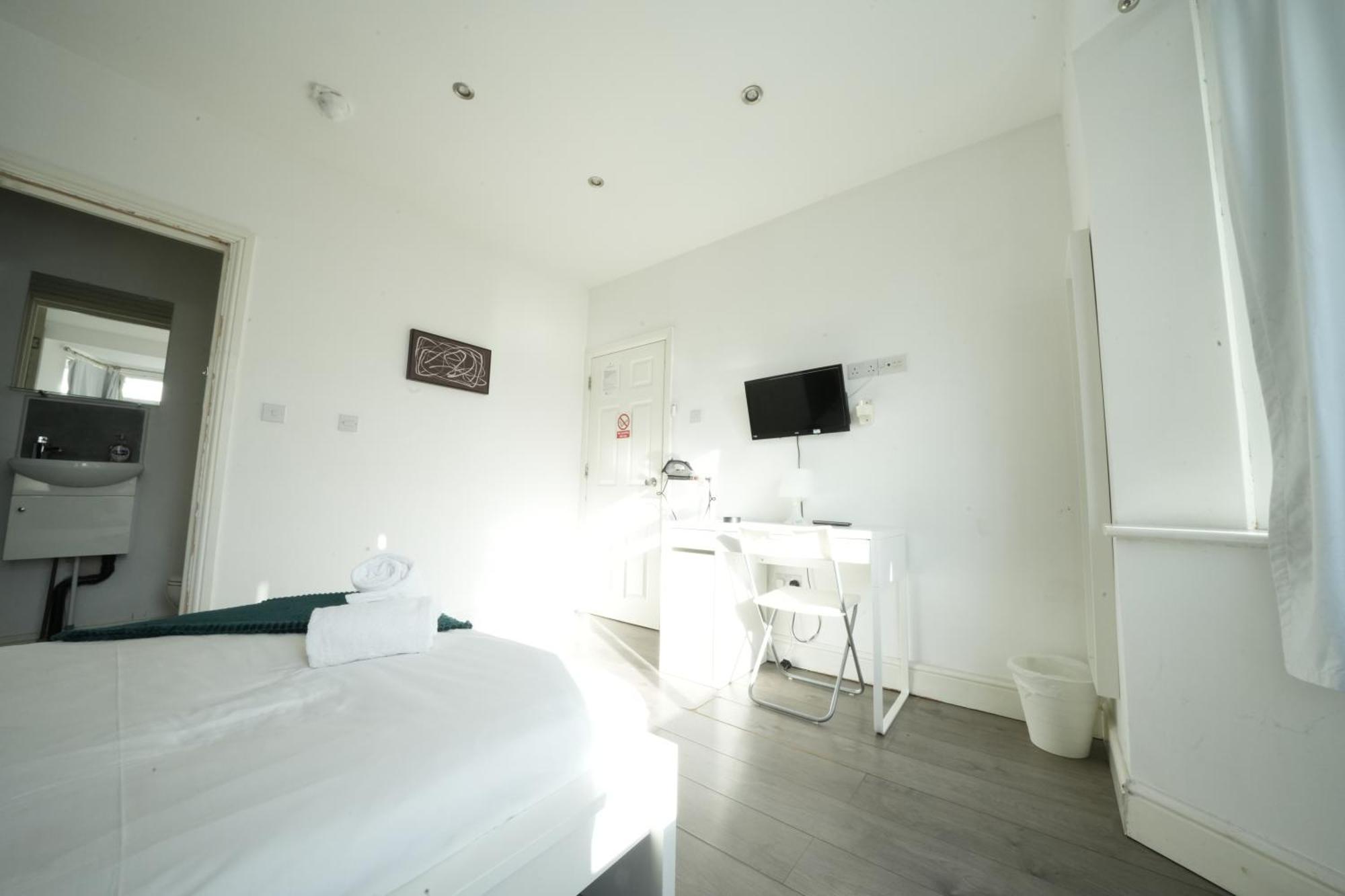 Harmondsworth Grand Airport Ensuites מראה חיצוני תמונה