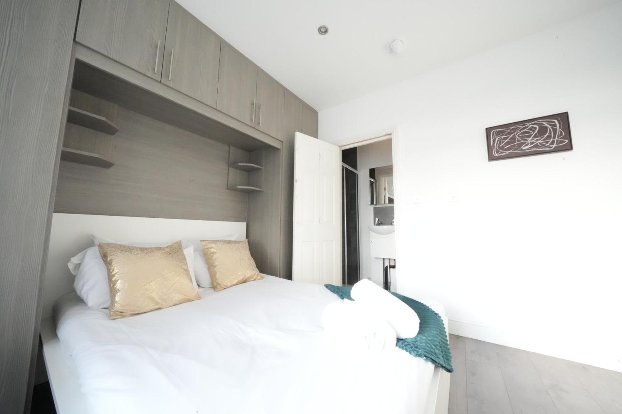 Harmondsworth Grand Airport Ensuites מראה חיצוני תמונה